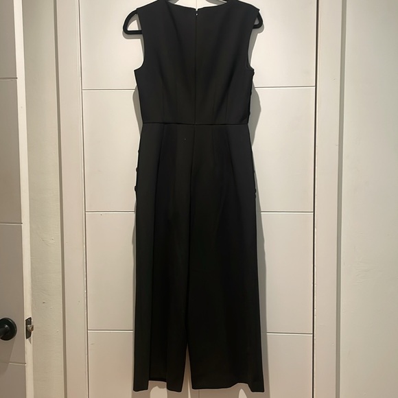 Club Monaco | Klauss Jumpsuit | Size 2 | Chic & Timeless - Picture 7 of 7